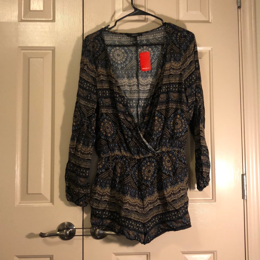 Long sleeve romper